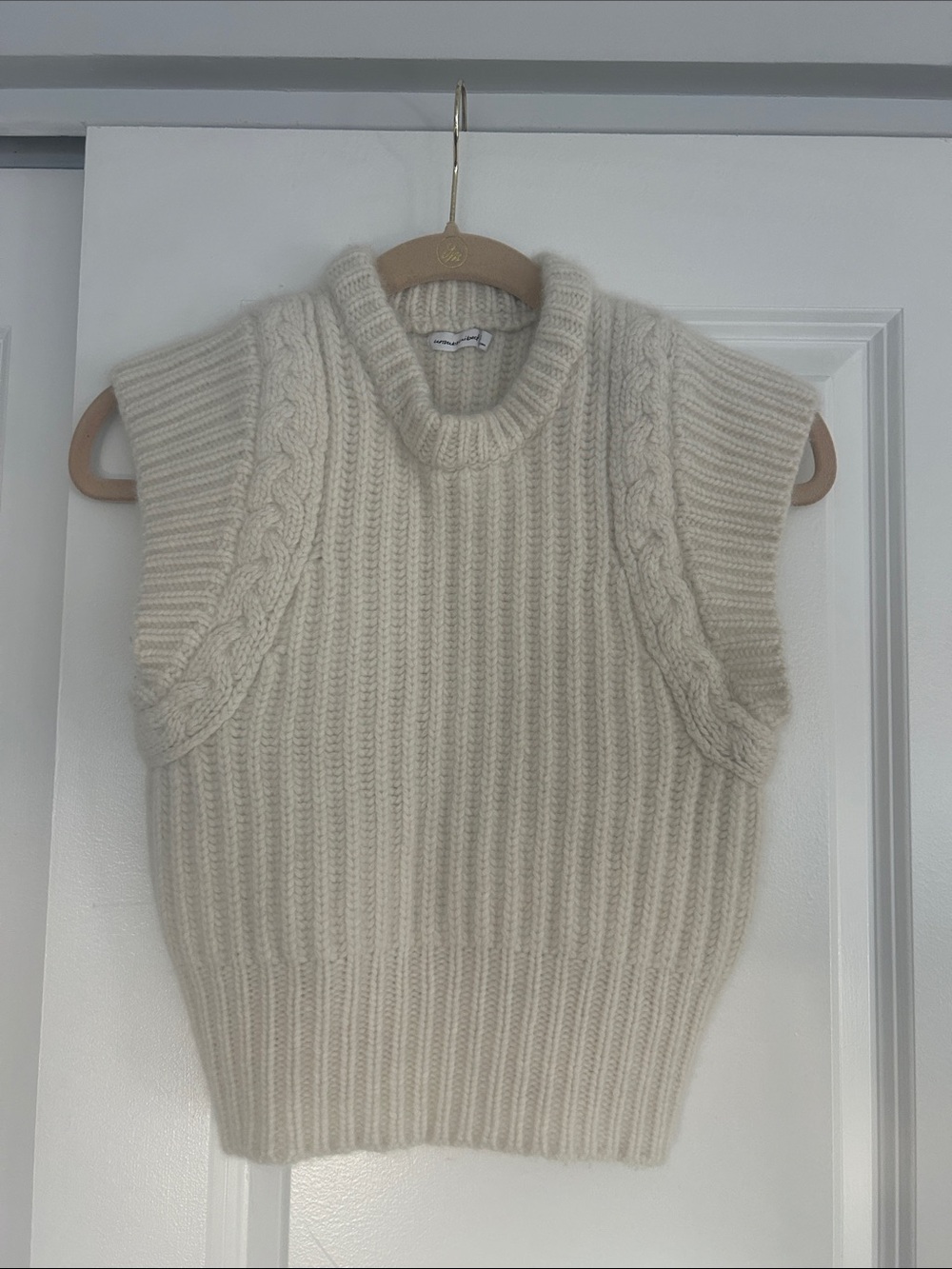 Cream Cable-Trim Ribbed Sleeveless Sweater Vest